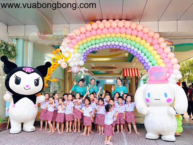 dịch vụ mascot rối hơi kuromi cinnamoroll