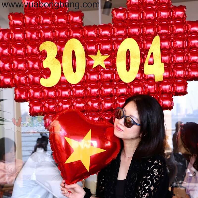 background bong bóng phao trái tim sao vàng lớn