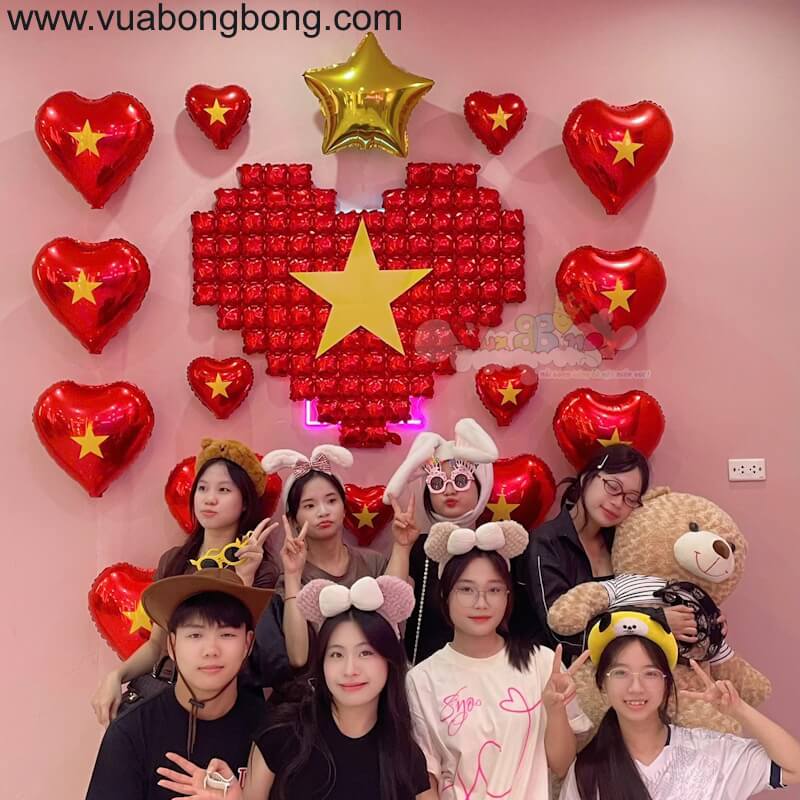 bong bóng trái đỏ sao vàng phong nền background lớn